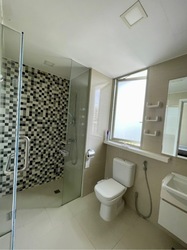 Sea Esta (D18), Condominium #560141991